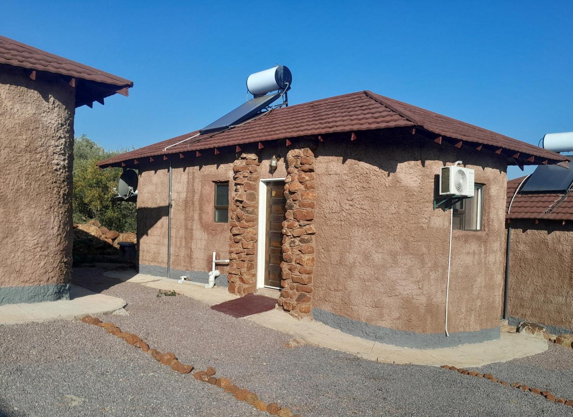 Crocodile Pools Resort Gaborone Buitenkant foto