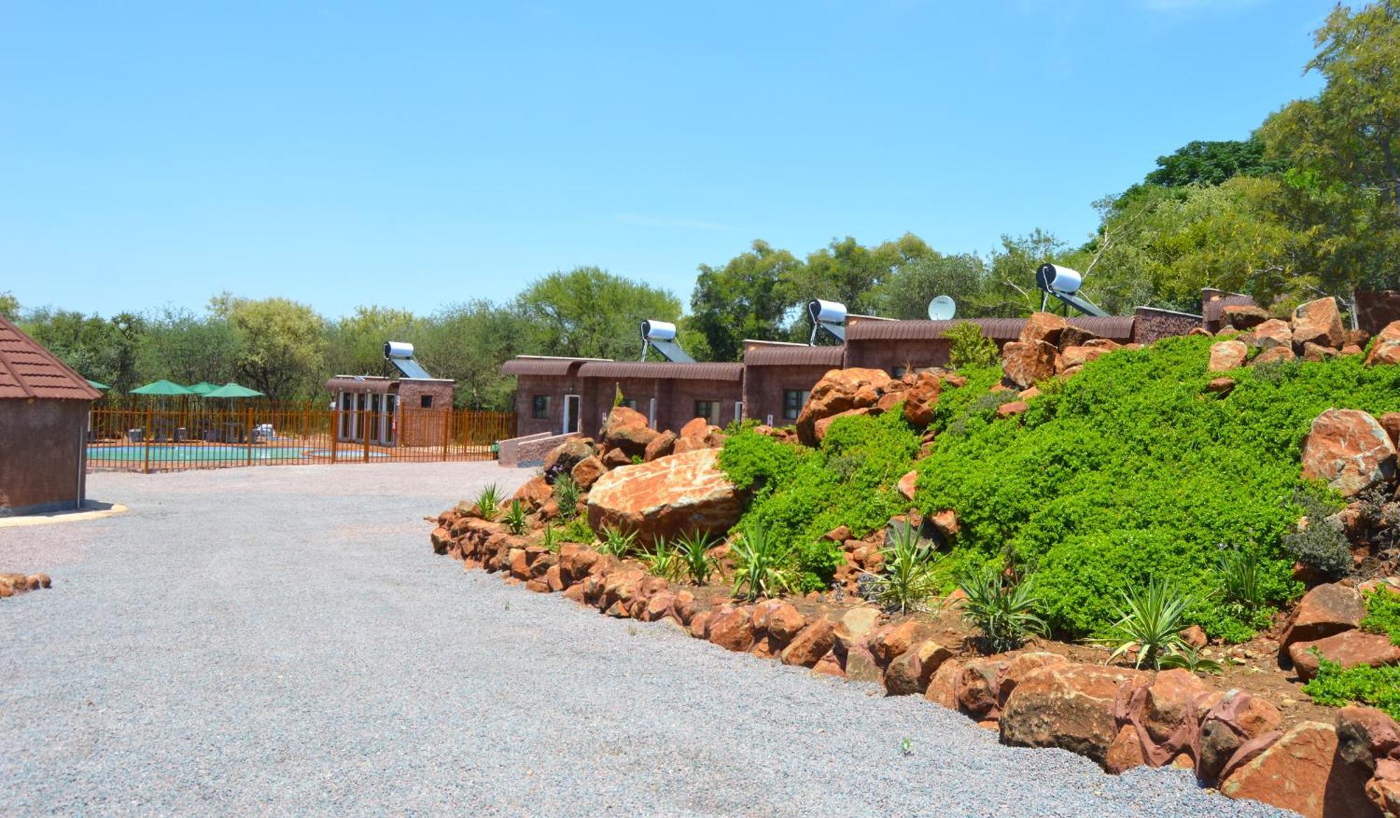 Crocodile Pools River Safaris Gaborone Buitenkant foto